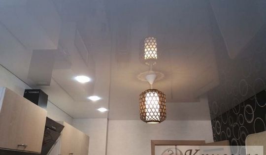 одноуровневый потолок