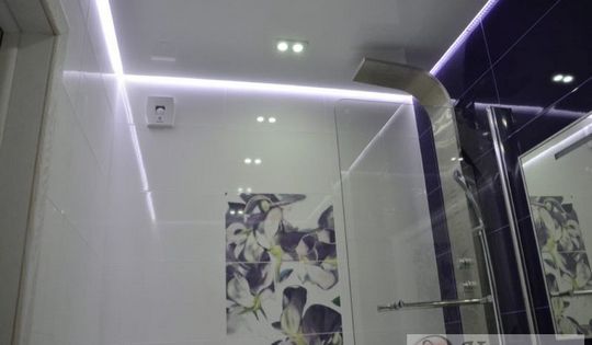 потолок в санузел