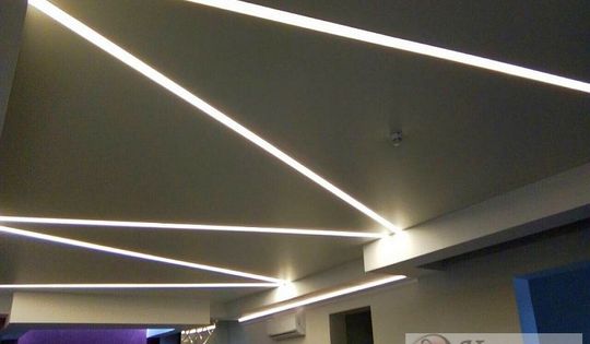 потолок в прихожую