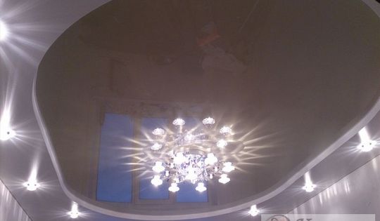 потолок в гостинную